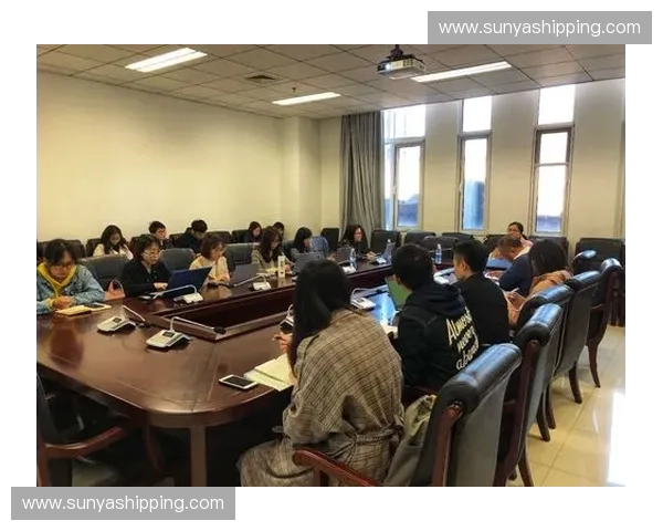 以替补区为核心视角探析篮球比赛中战略调整与战术布置的关键作用 以替补区为核心视角探析篮球比赛中战略调整与战术布置的关键作用